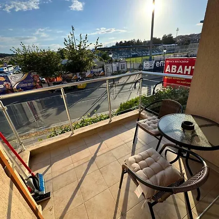 Sunny In Near The Sea, With Pool شقة سوزوبول